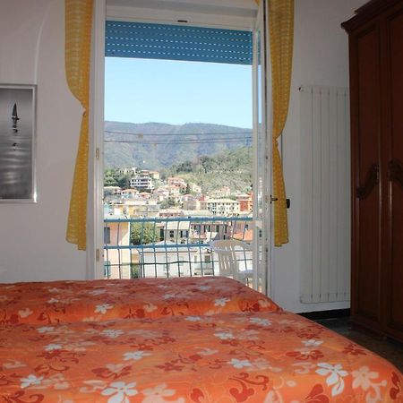 Appartamento Sunflower Levanto Exterior foto